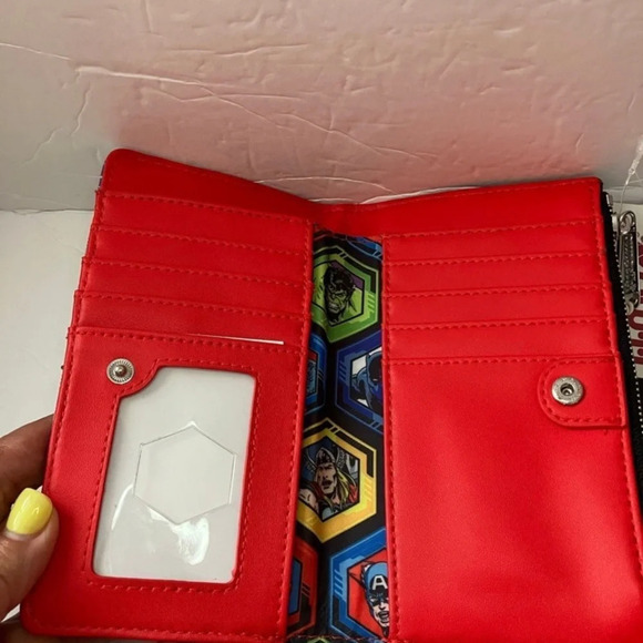 LOUNGEFLY + MARVEL COMICS Glow in the Dark Multi Character Wallet Carryall NWT - Picture 5 of 12